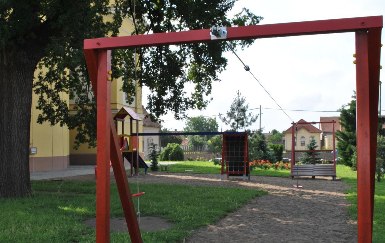 Mamre Szallo Hajduboszormeny Bagian luar foto